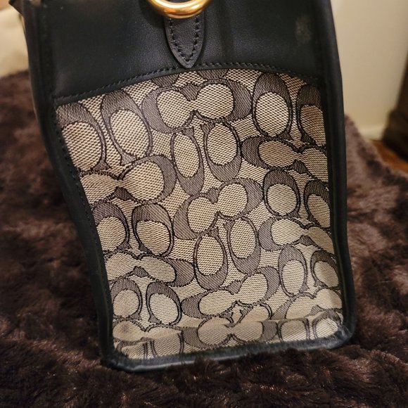 Coach denim look tote with coach chain. Includes chain extender - Picture 8 of 13